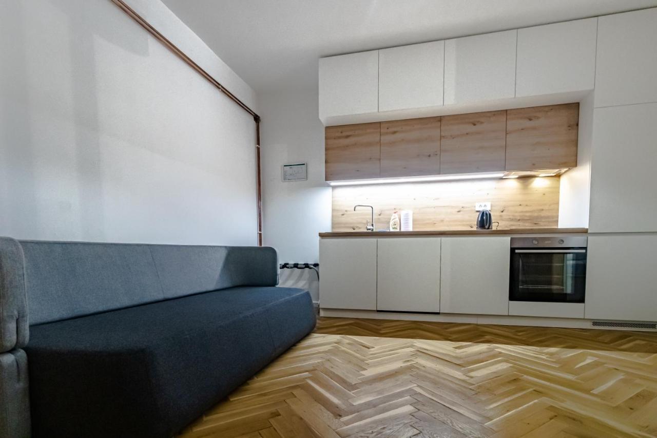 Tkalcha Studio Deluxe Apartman Zágráb Kültér fotó